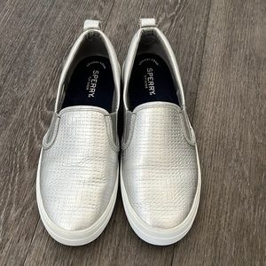 Sperry Top-Sider Memory Foam slip-on shoes. Womens size 7.5 Silver